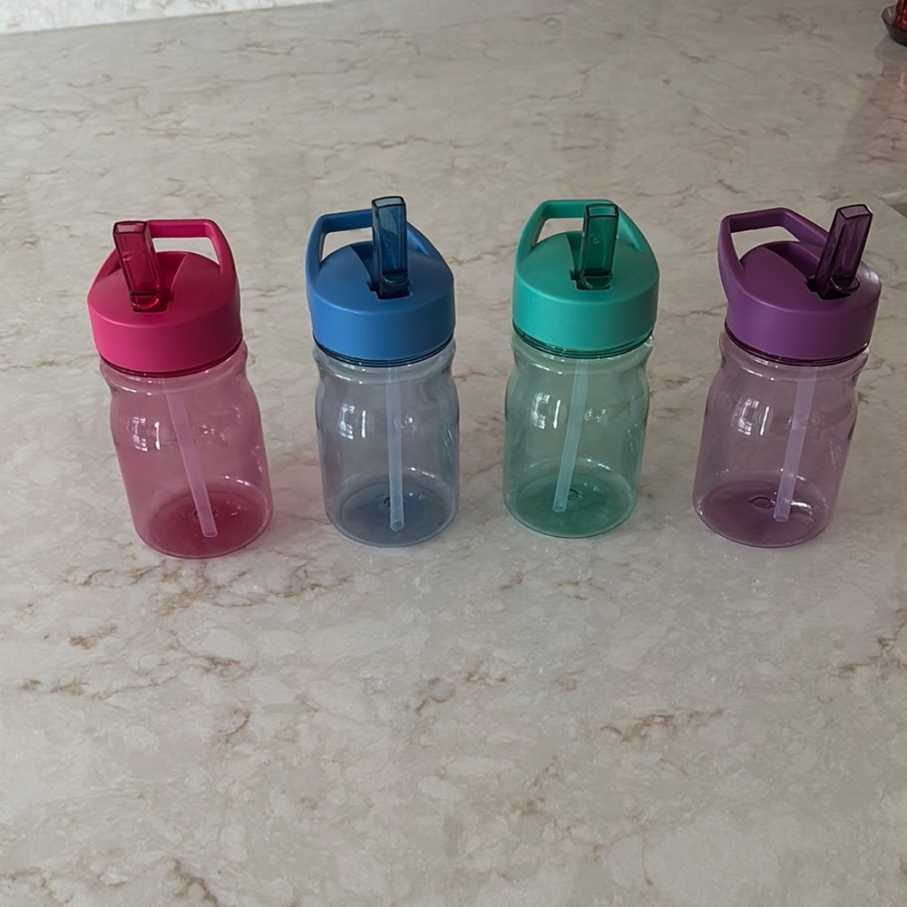 Colorful Kids Water Bottles Set